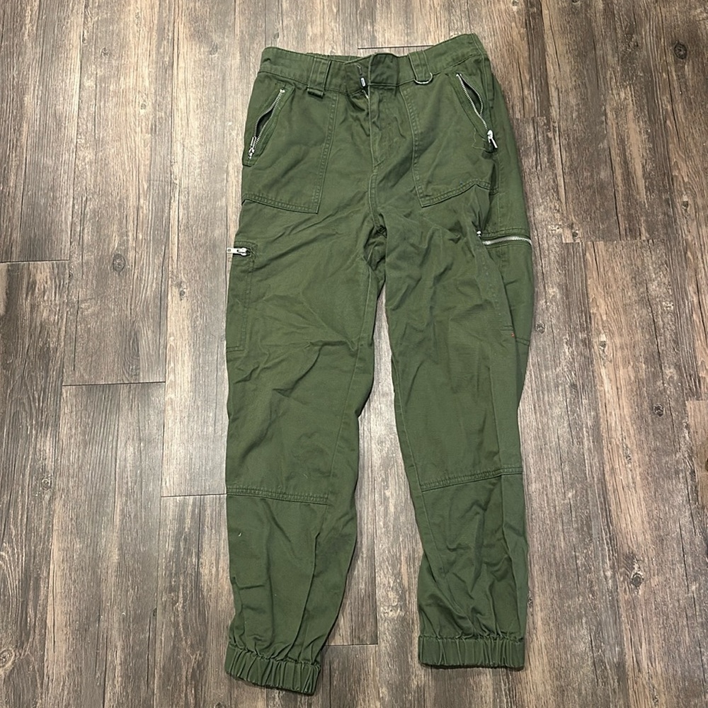 Forever 21 Green Cargos